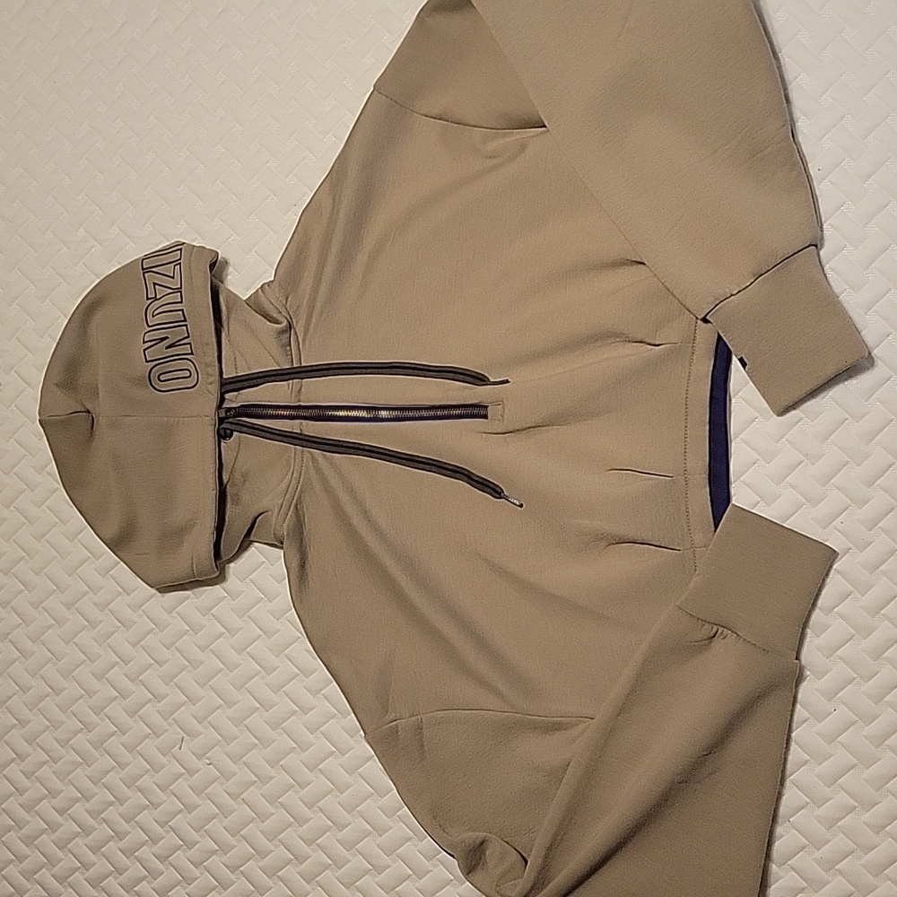 Mizuno Taupe Cropped Hoodie - Size M
